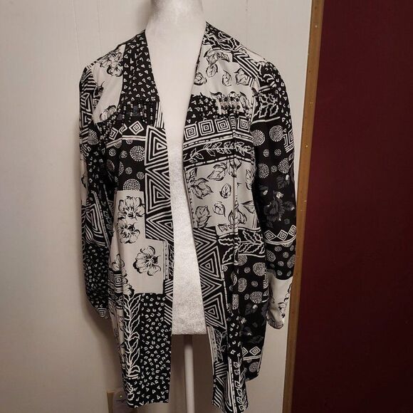 Risa Ann New York VGC  21 1/2 arm pit to pit 29 inch long - Picture 3 of 6